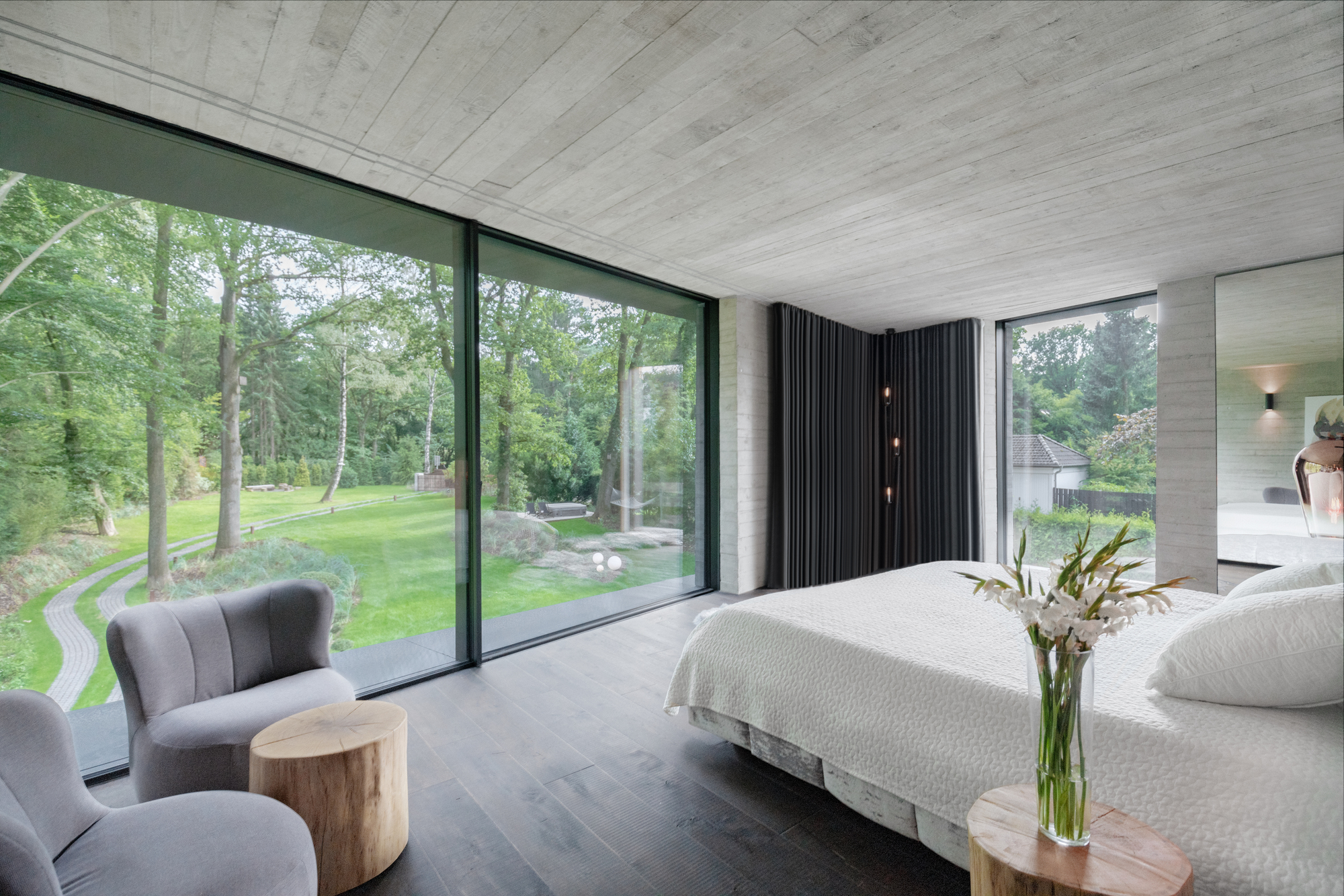 Sliding doors